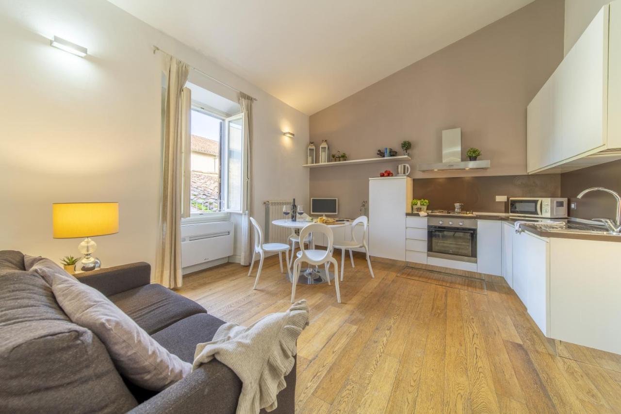 Bright Santa Croce Apartment Florence Exterior photo